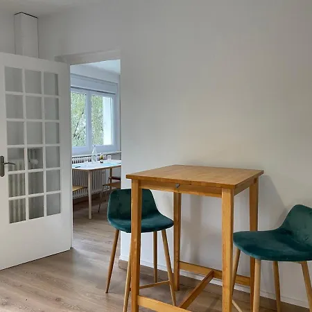 Apartment Vue Lac, Et Contemporain
